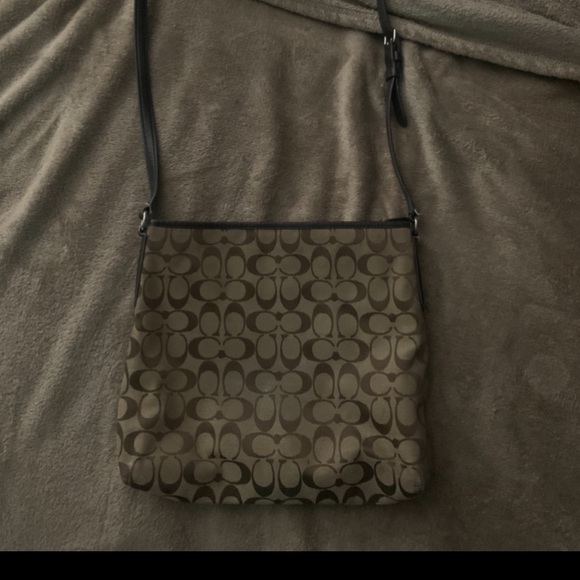Coach Purse - Picture 2 of 3